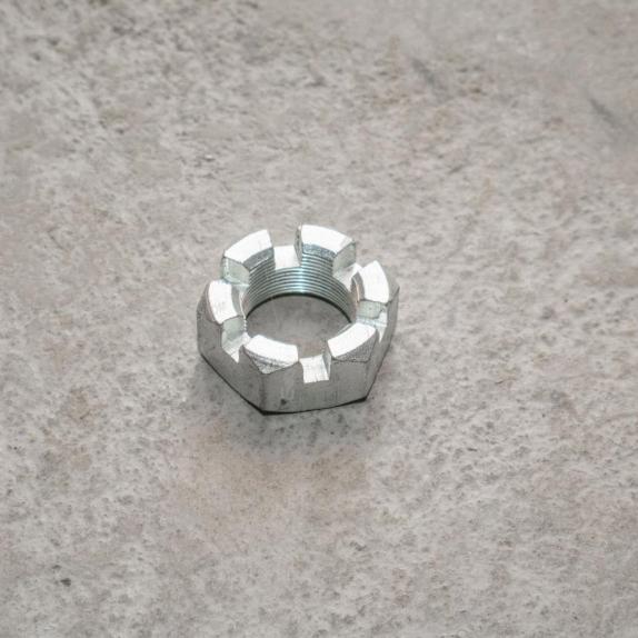 55571-2919101 Гайка пальца реактивной штанги н/о (М33х1,5) "высокая" (55111-2919032)