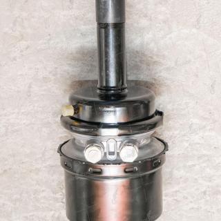 425 460 007 0 Камера тормозная левая заднего и среднего моста