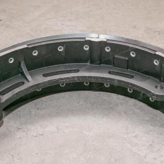 4320БУ-3501090 Колодка рабочего тормоза в сб. (пневмотормоза)